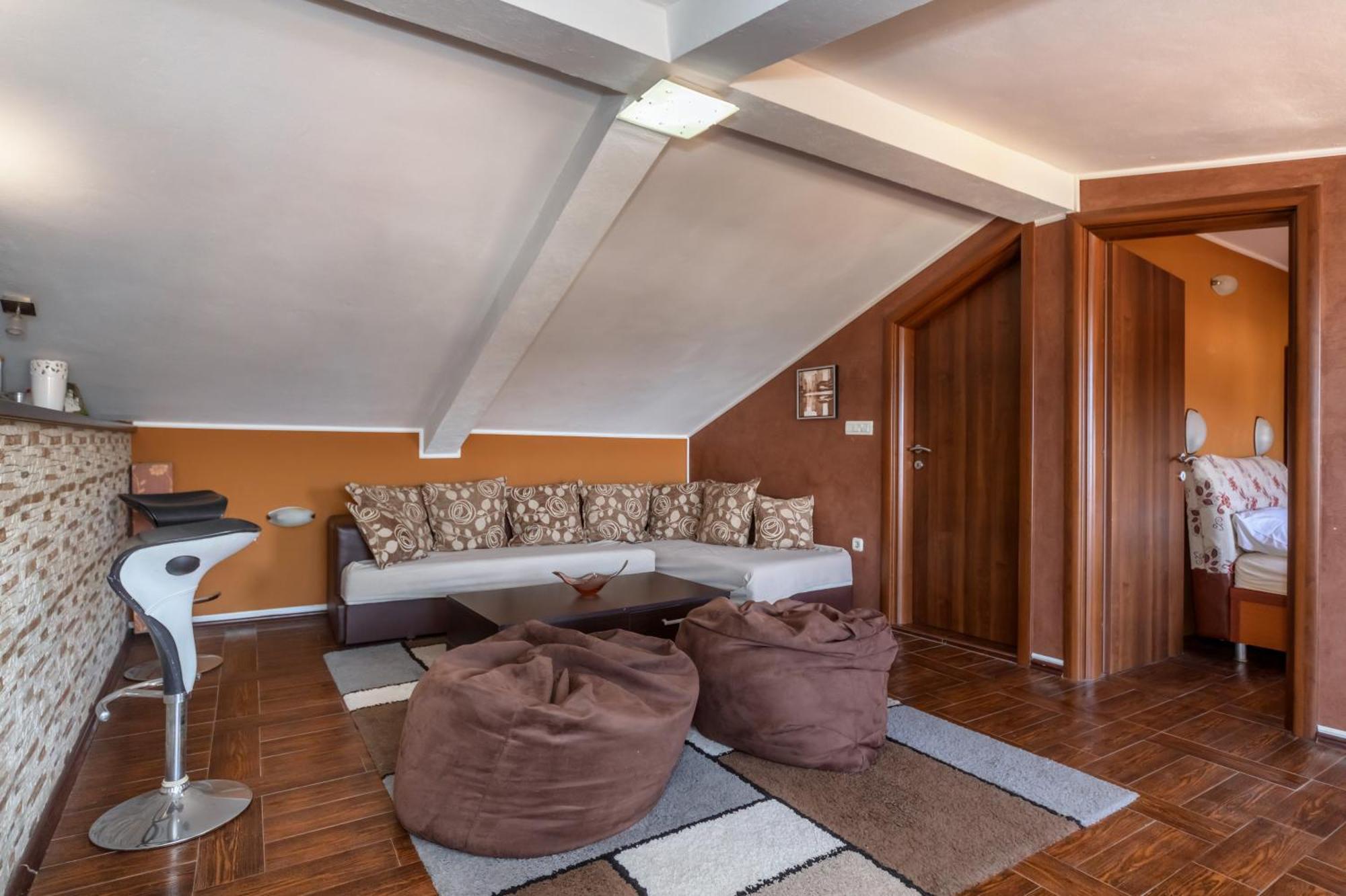 Apartments Pod Lozom With Seaview Petrovac Δωμάτιο φωτογραφία