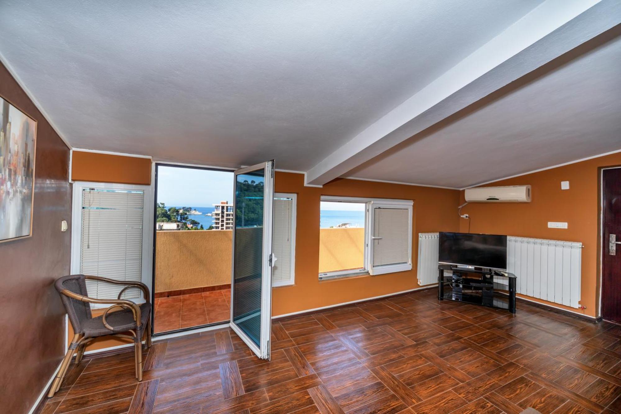 Apartments Pod Lozom With Seaview Petrovac Δωμάτιο φωτογραφία